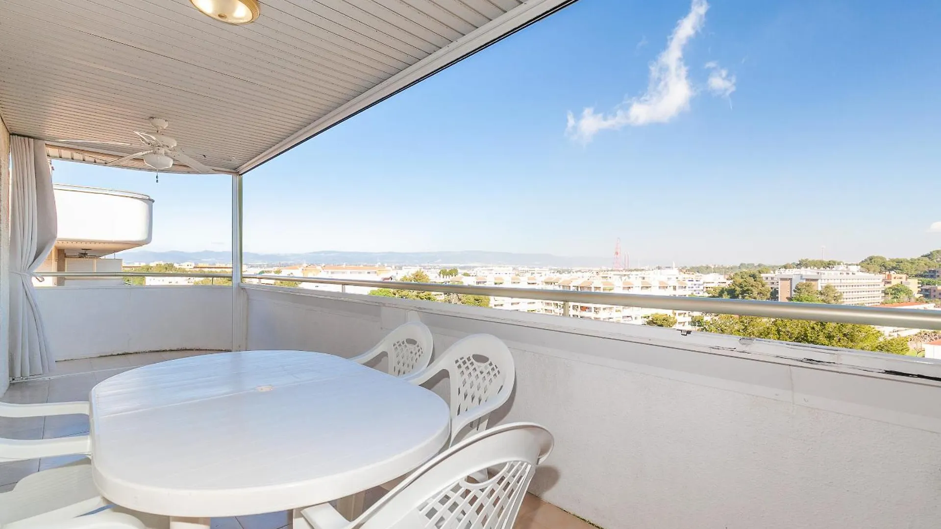 Uhc Arquus Apartments Salou